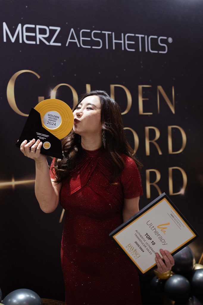 Ms. Christina, Co-Founder & Director of Da Vinci Clinic, receiving multiple awards at Merz Aesthetics 9th Golden Record Awards