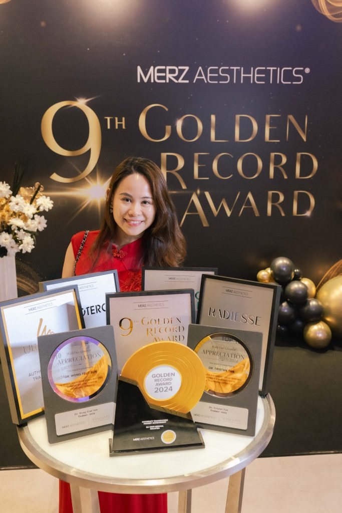 Dr. Joycelyn from Da Vinci Clinic receiving multiple awards at Merz Aesthetics 9th Golden Record Awards