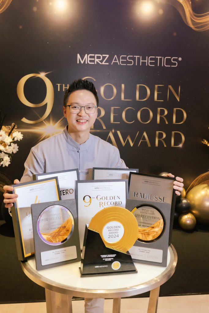 Dr. Melvin from Da Vinci Clinic receiving multiple awards at Merz Aesthetics 9th Golden Record Awards