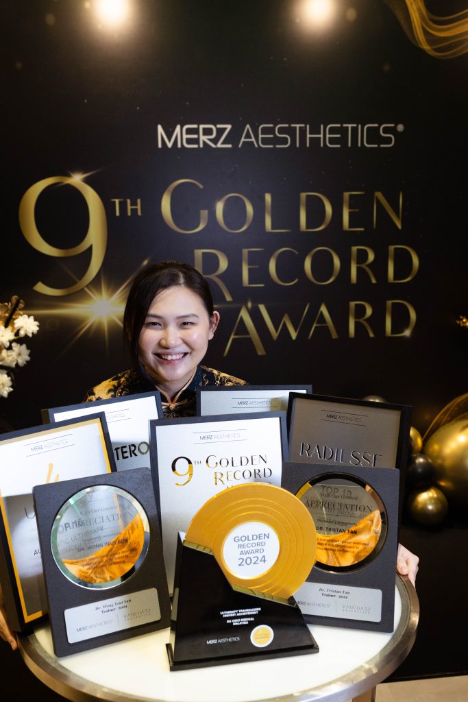 Dr. Crystal from Da Vinci Clinic receiving prestigious awards at Merz Aesthetics 9th Golden Record Awards.