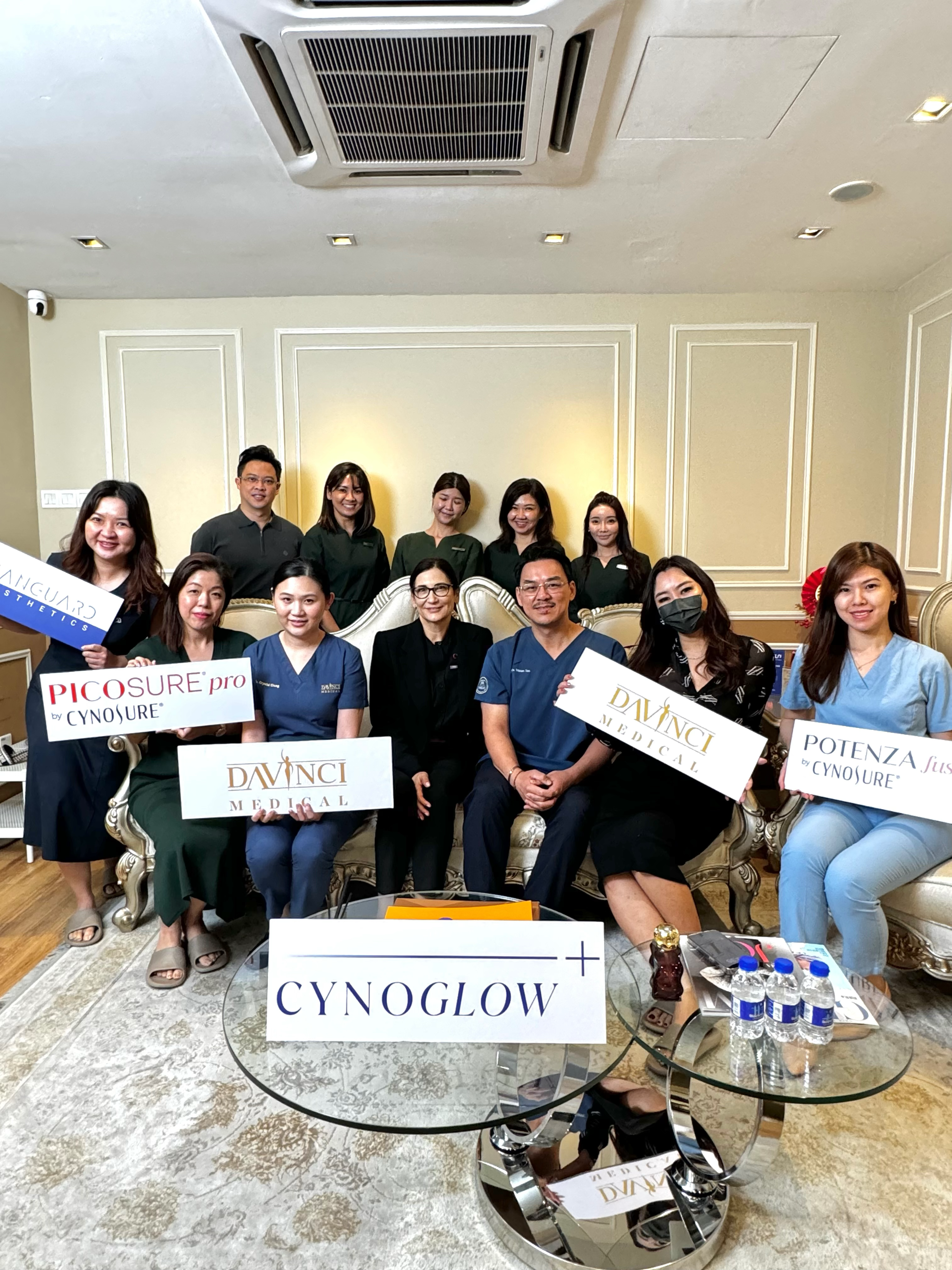 Cynosure Senior Clinical Trainer Sandra Sostres visiting Da Vinci Clinic