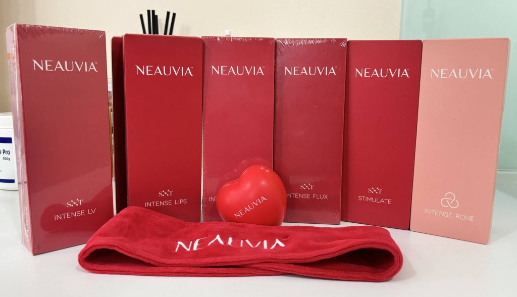 Neauvia dermal fillers used in an in-house training session at Da Vinci Clinic, demonstrating effective treatment techniques.